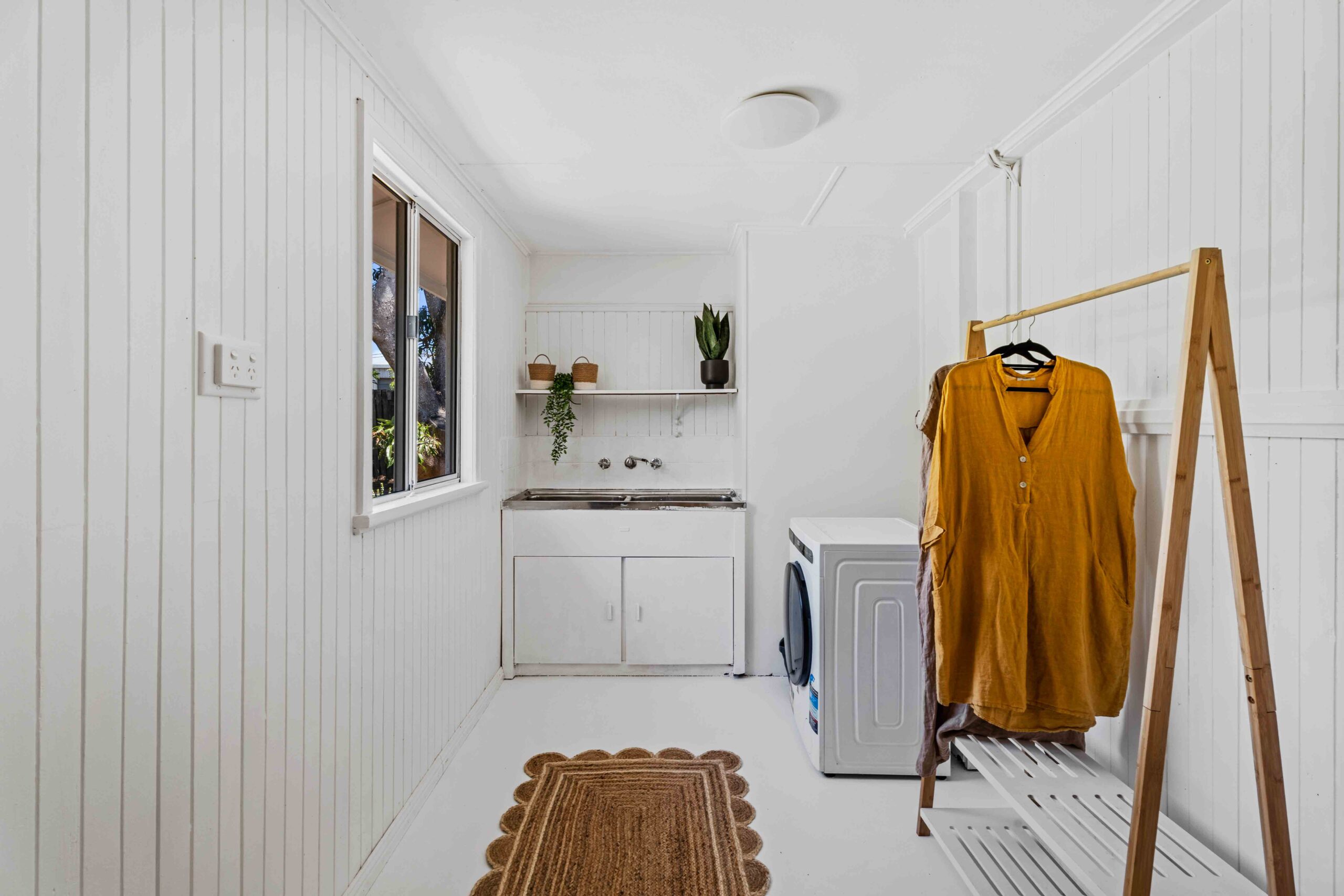 15 Scarborough Street, SCARNESS, QLD 4655 AUS