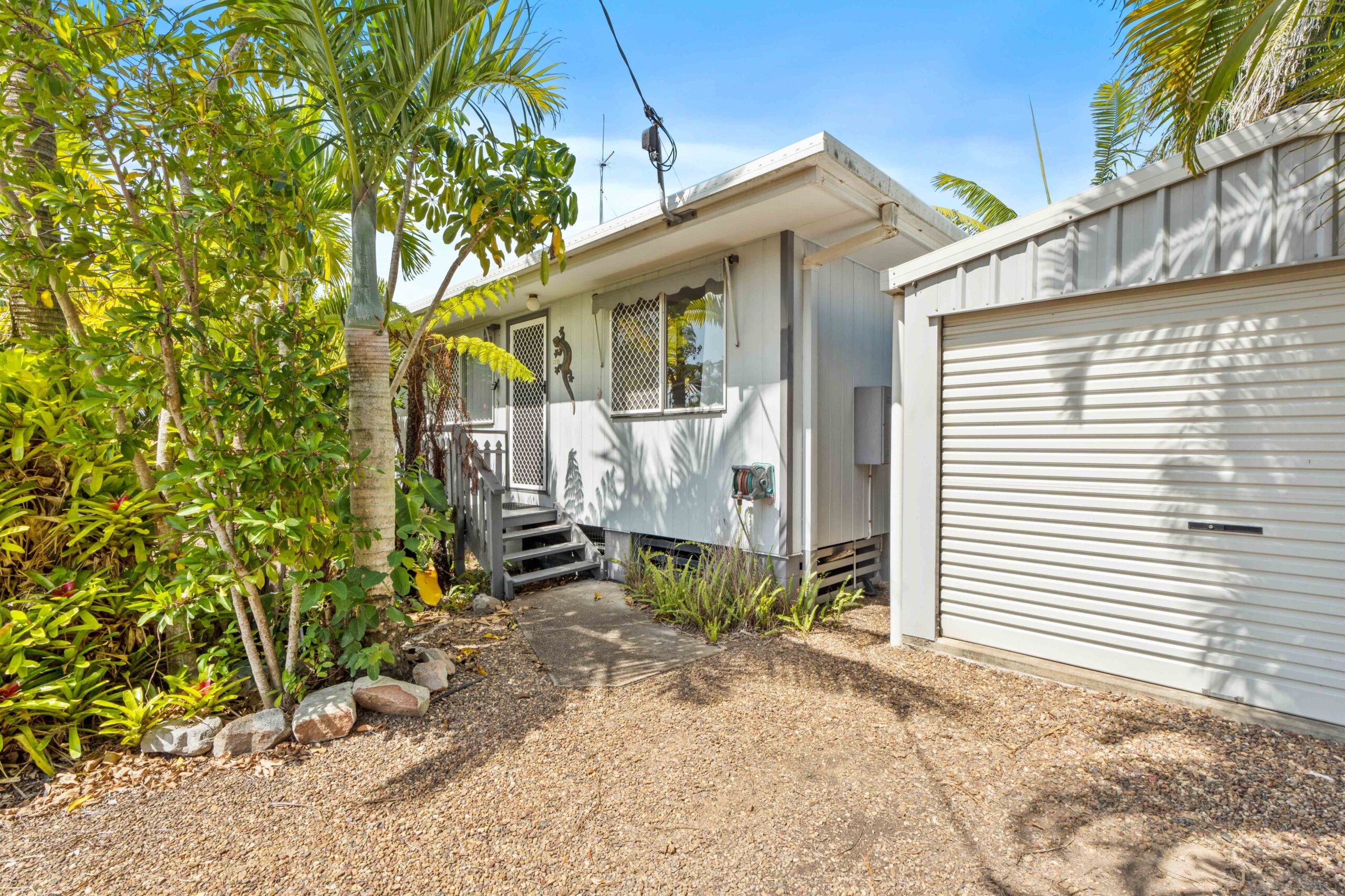 120 Limpus Street, URANGAN, QLD 4655 AUS