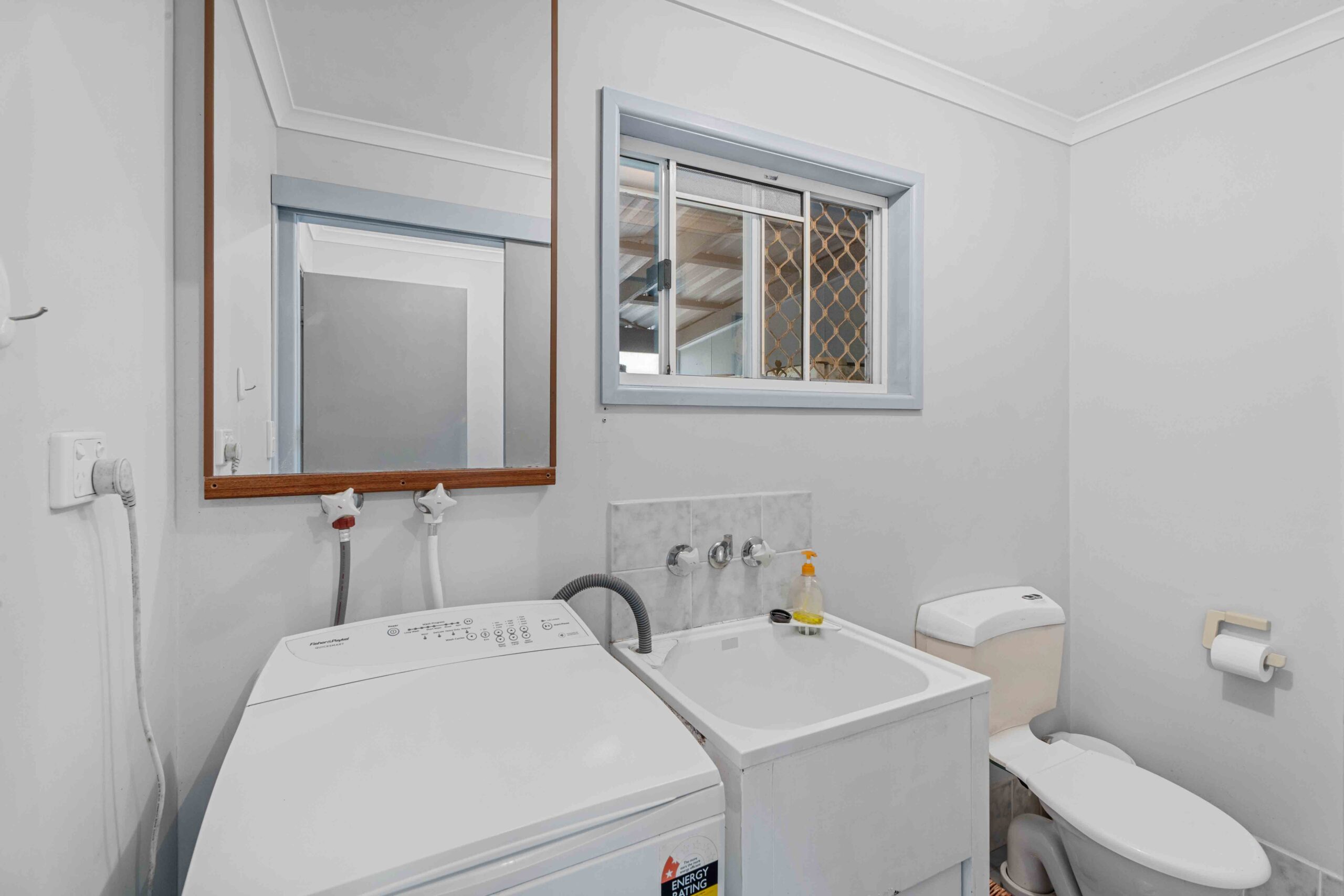 120 Limpus Street, URANGAN, QLD 4655 AUS