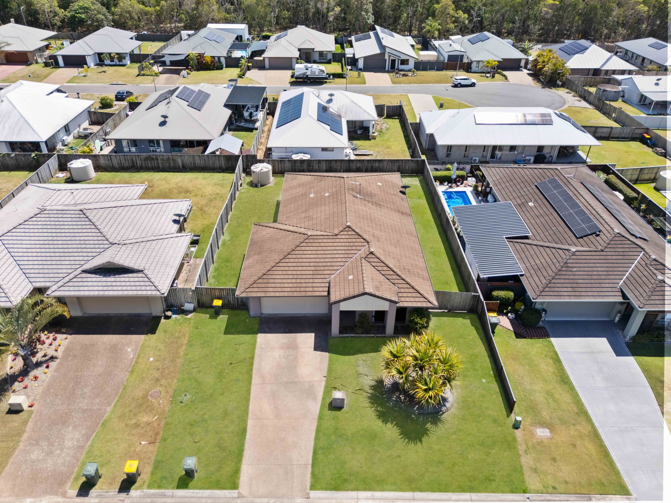 8 Parkhill Avenue, WONDUNNA, QLD 4655 AUS