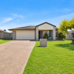 8 Parkhill Avenue, WONDUNNA, QLD 4655 AUS