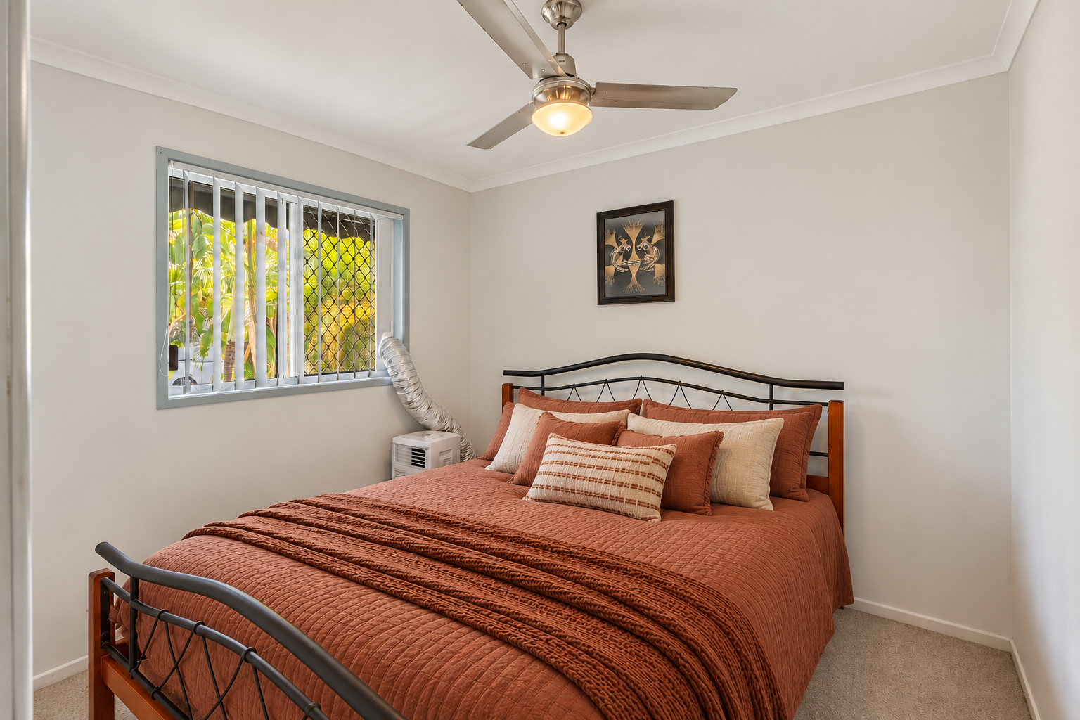 120 Limpus Street, URANGAN, QLD 4655 AUS