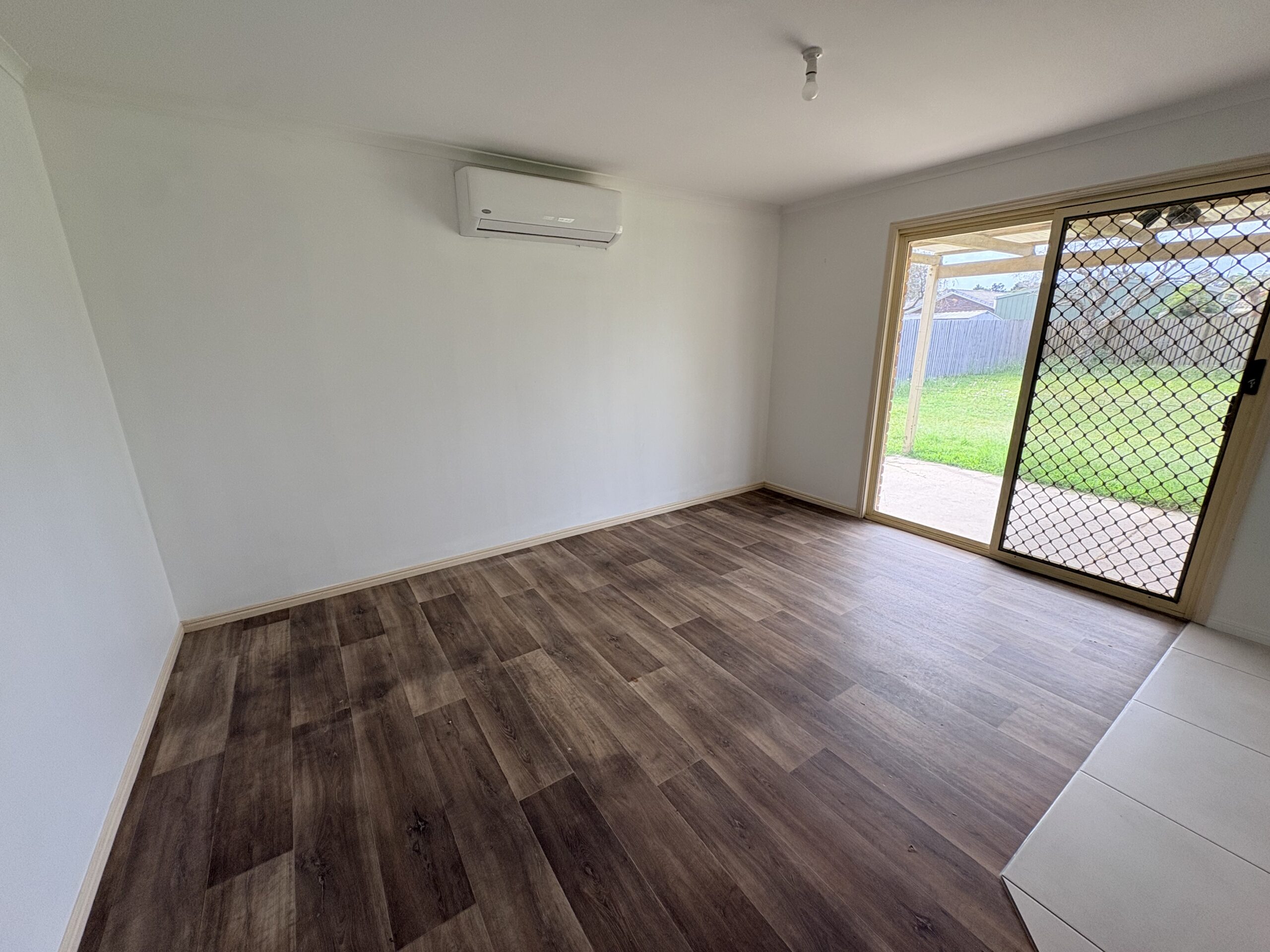 24 Cedar Crescent, KAWUNGAN, QLD 4655 AUS