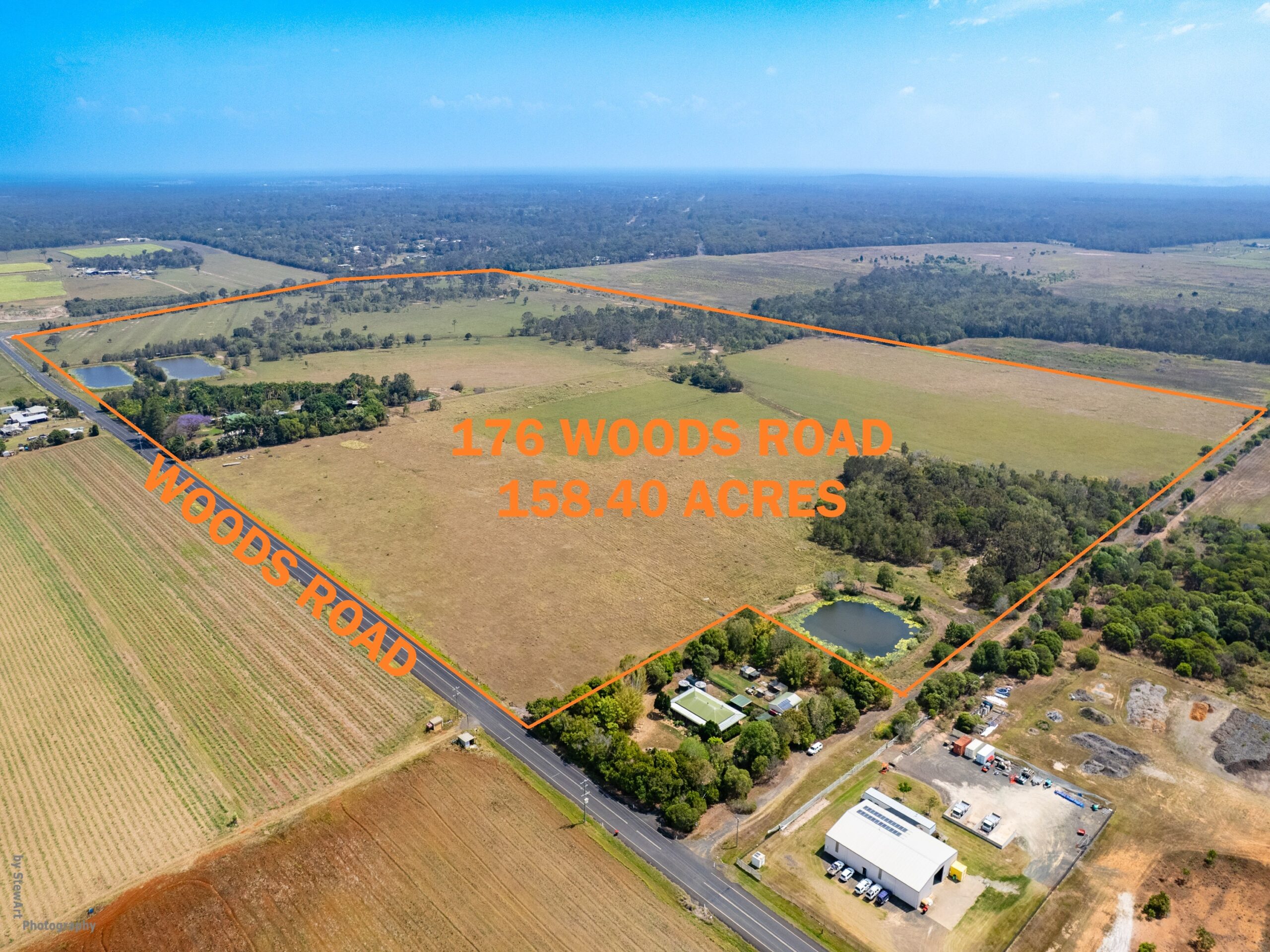 176 Woods Road, NIKENBAH, QLD 4655 AUS