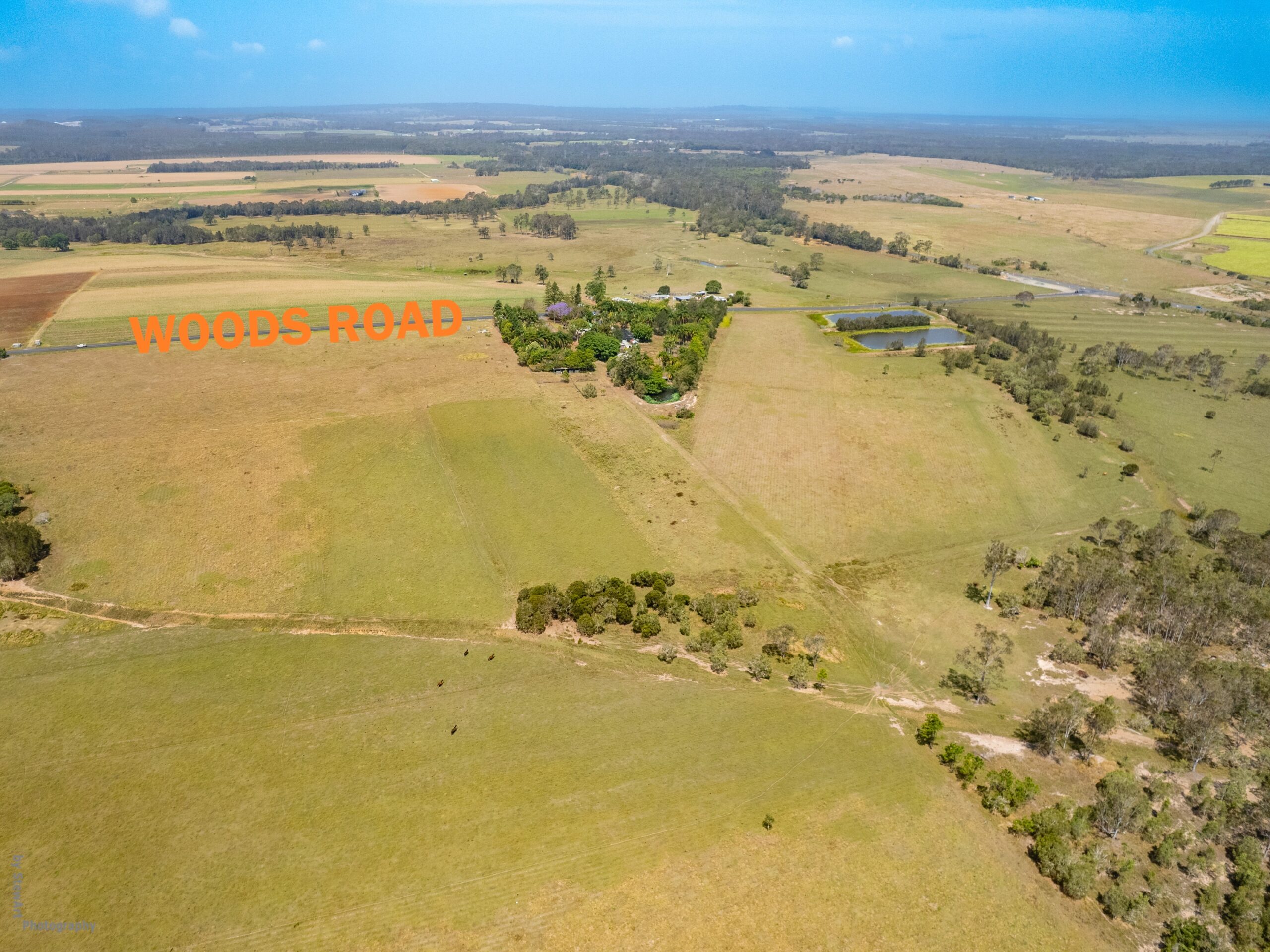 176 Woods Road, NIKENBAH, QLD 4655 AUS