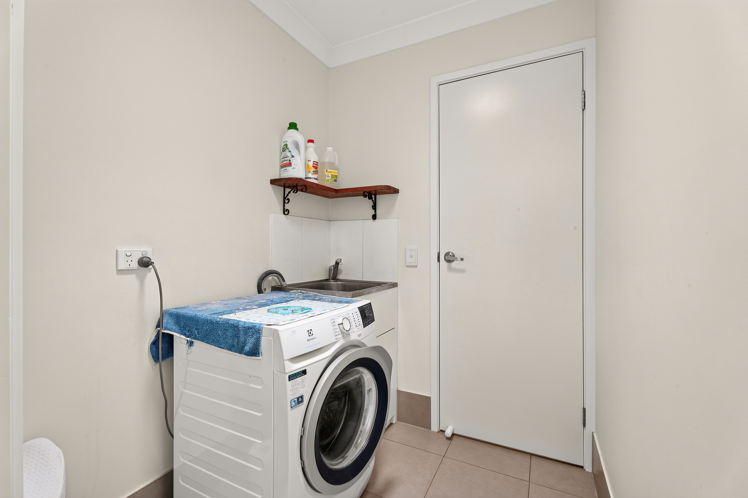2 Oxley Circuit, URRAWEEN, QLD 4655 AUS