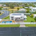 1 Crescent Street, URANGAN, QLD 4655 AUS