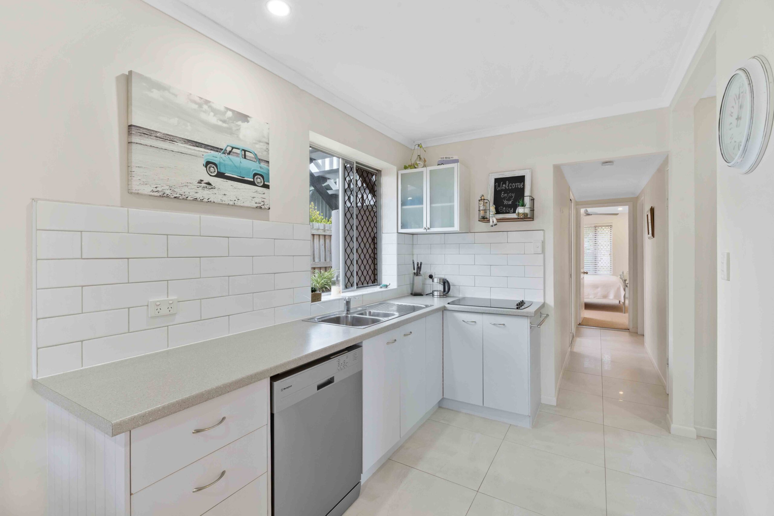 1 Crescent Street, URANGAN, QLD 4655 AUS