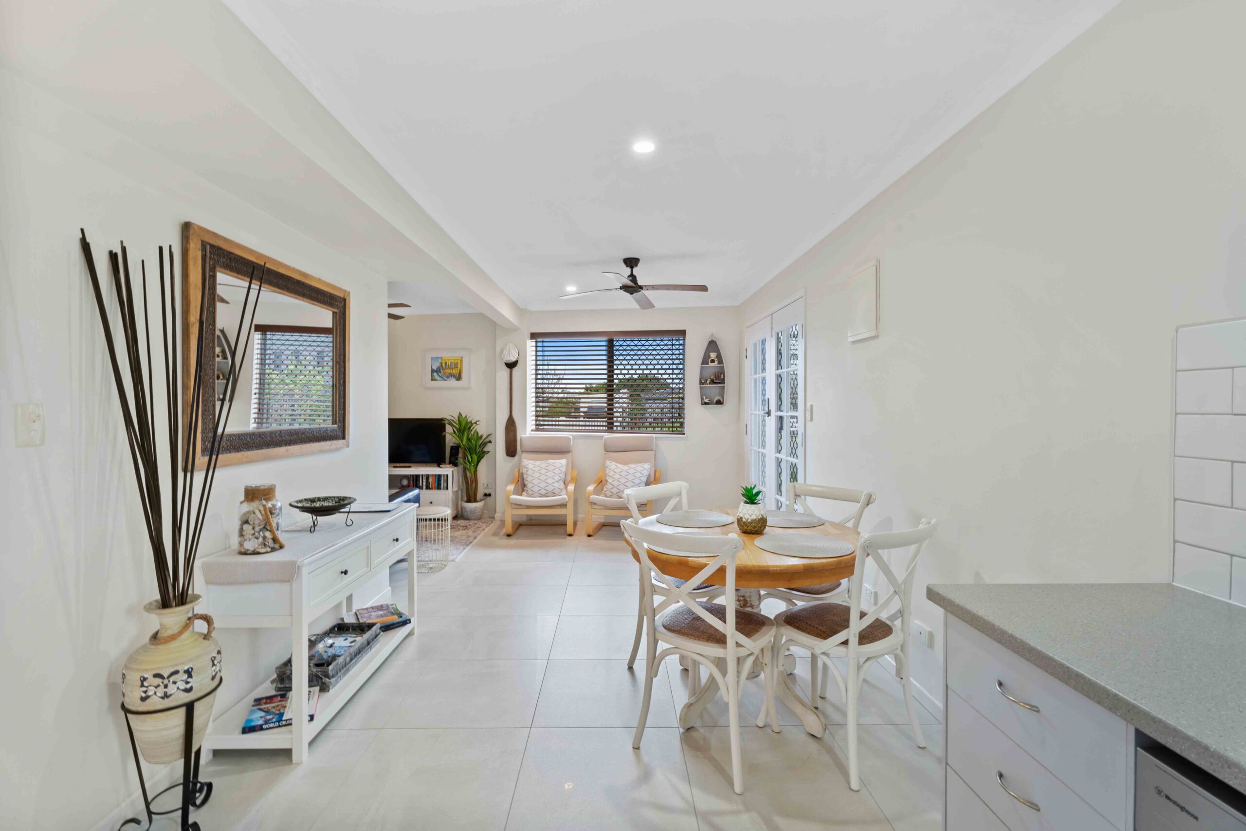 1 Crescent Street, URANGAN, QLD 4655 AUS