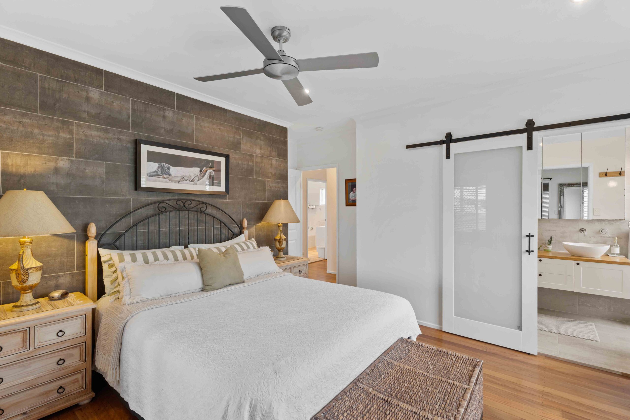 1 Crescent Street, URANGAN, QLD 4655 AUS