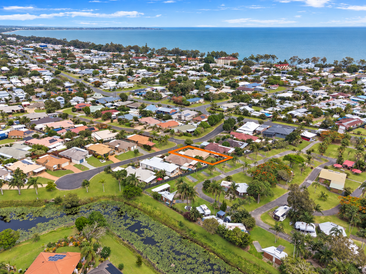 2 Brooke Court, TORQUAY, QLD 4655 AUS