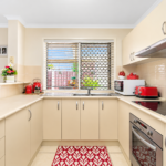 2 Brooke Court, TORQUAY, QLD 4655 AUS