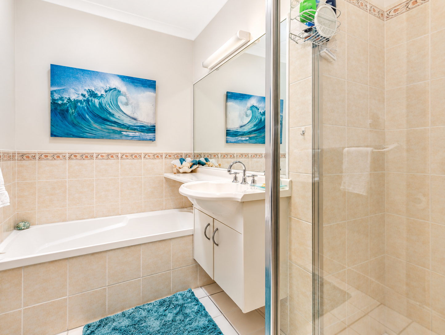 2 Brooke Court, TORQUAY, QLD 4655 AUS
