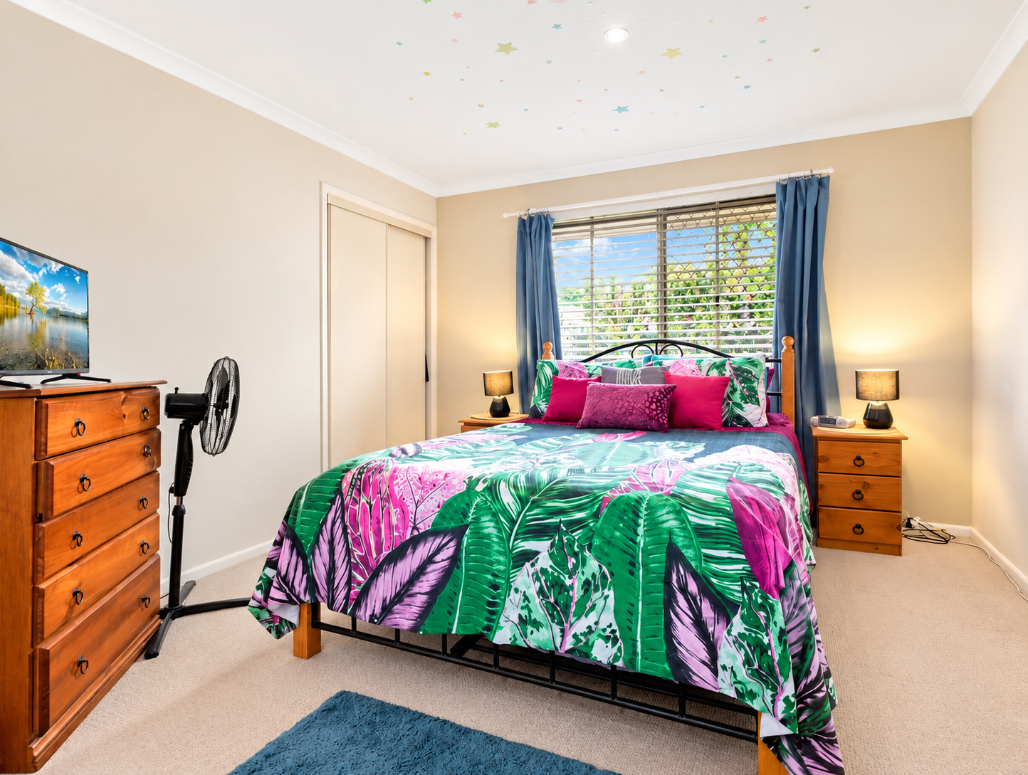 2 Brooke Court, TORQUAY, QLD 4655 AUS
