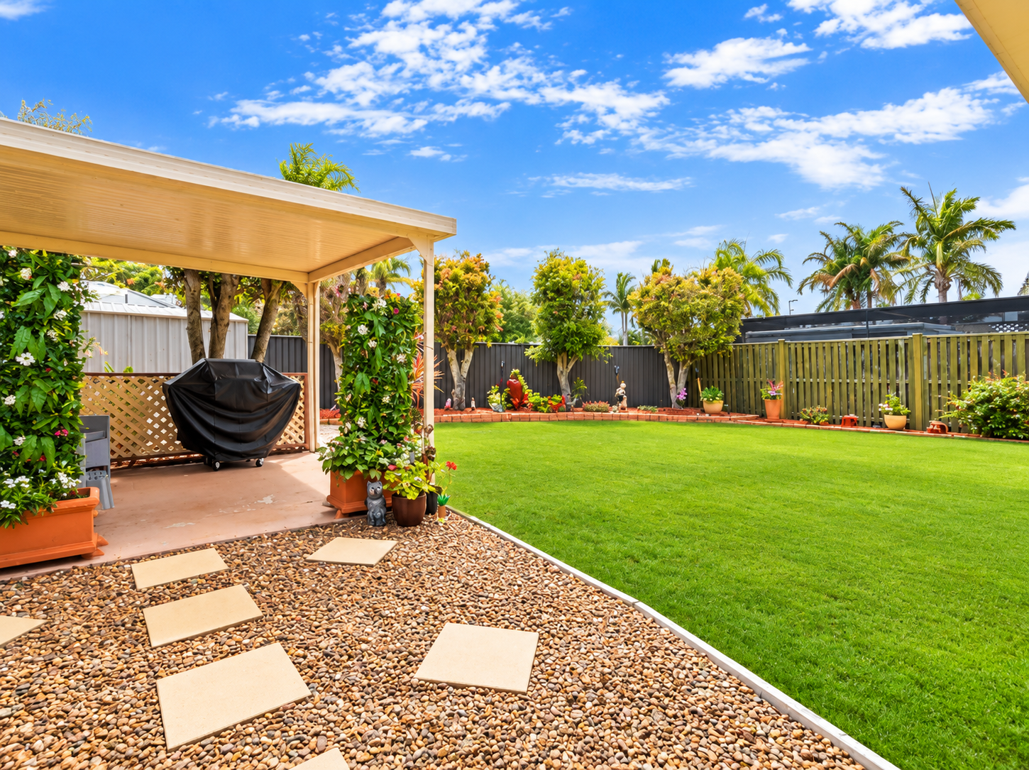 2 Brooke Court, TORQUAY, QLD 4655 AUS