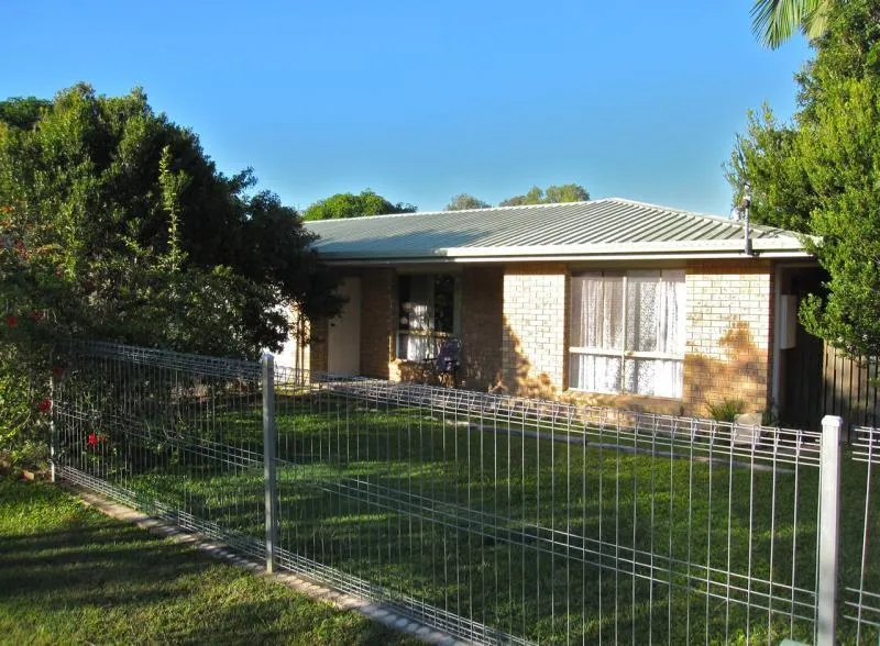 64 Robert Street, URANGAN, QLD 4655 AUS