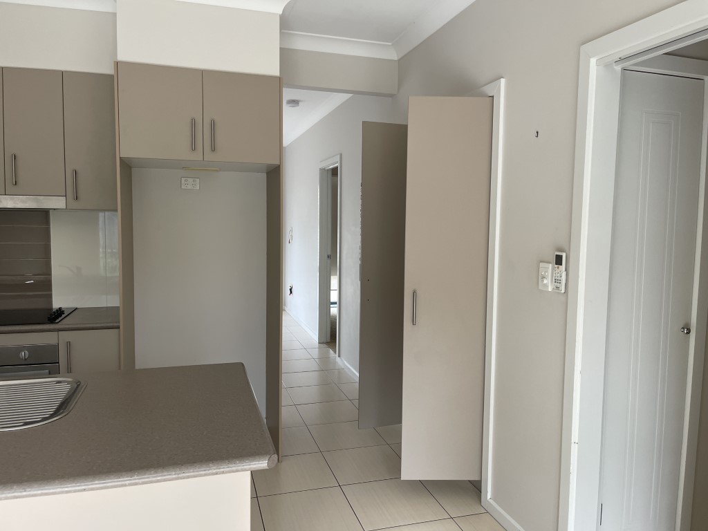 3/185 Torquay Road, SCARNESS, QLD 4655 AUS