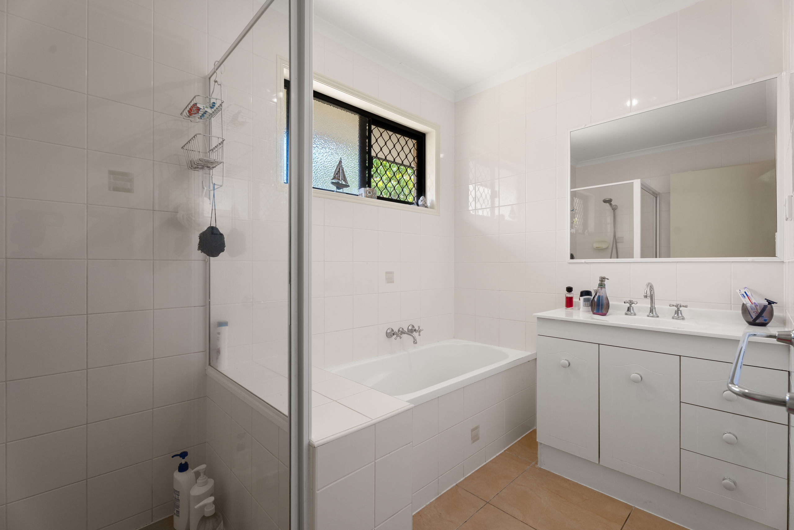101 Martin Street, POINT VERNON, QLD 4655 AUS