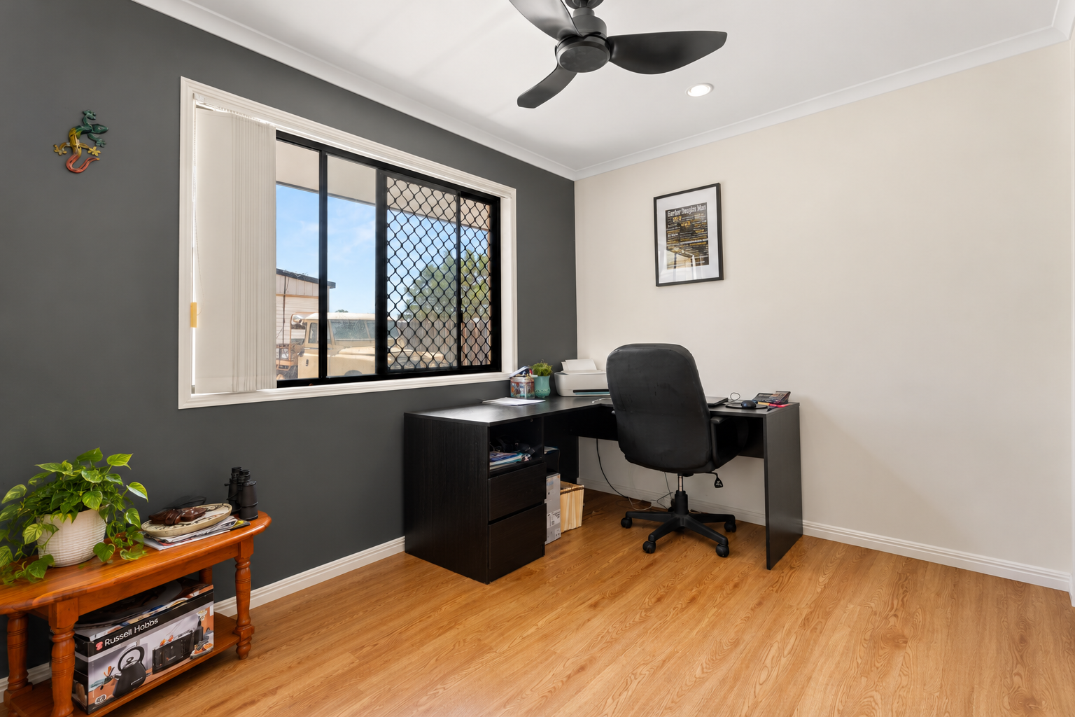 101 Martin Street, POINT VERNON, QLD 4655 AUS