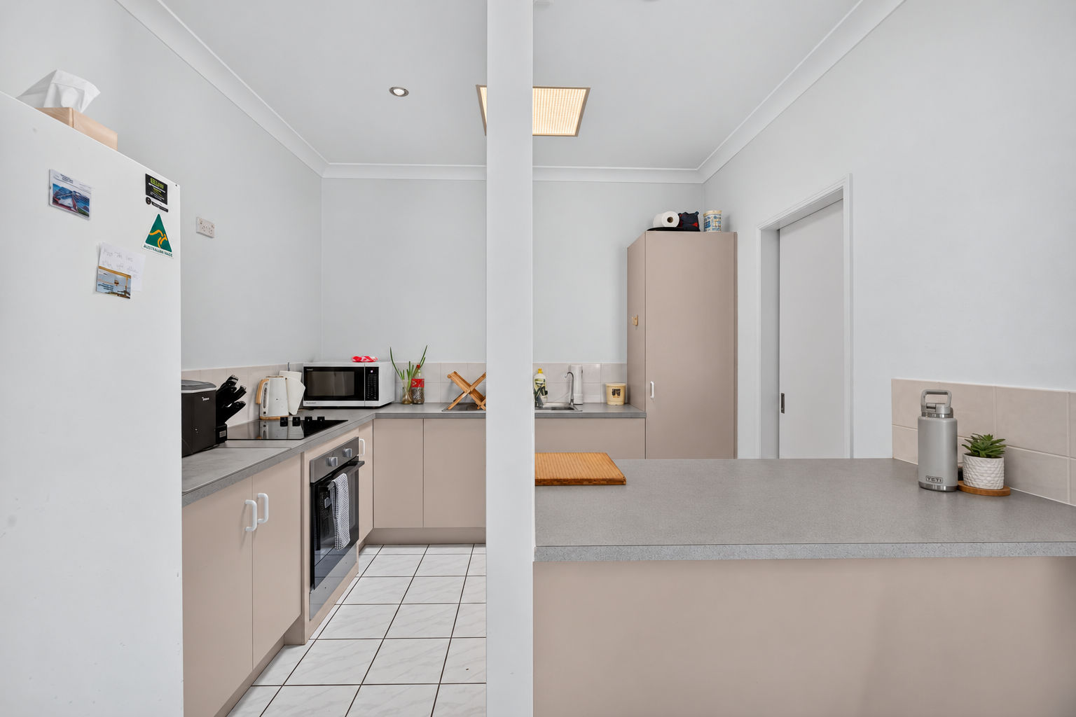 2/119 Freshwater Street, TORQUAY, QLD 4655 AUS