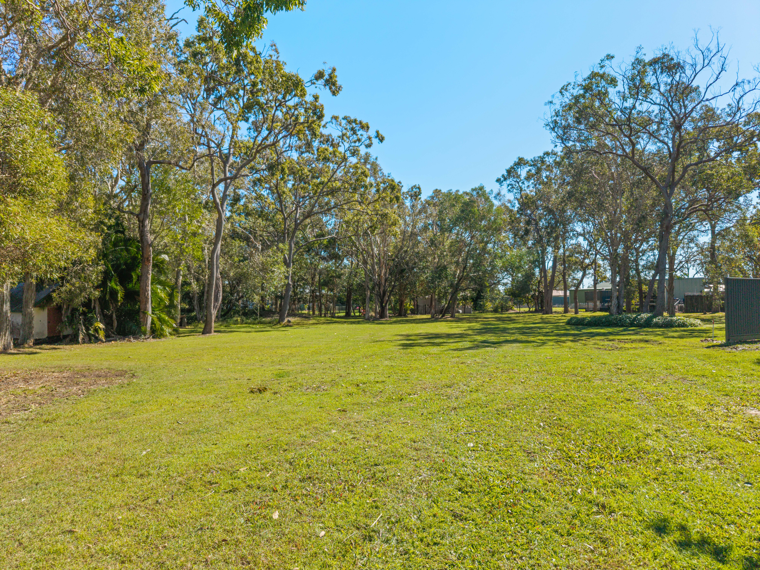 2 15 Wellington Crescent, WONDUNNA, QLD 4655 AUS