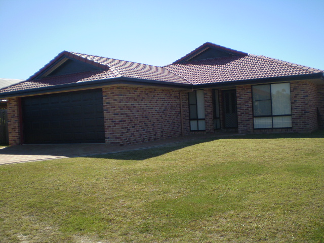 4 Durham Court, KAWUNGAN, QLD 4655 AUS