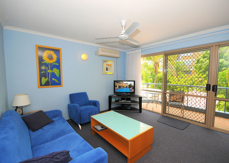 12/383 Esplanade, TORQUAY, QLD 4655 AUS